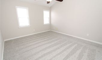 101 Lake Meadow Dr, Apex, NC 27502