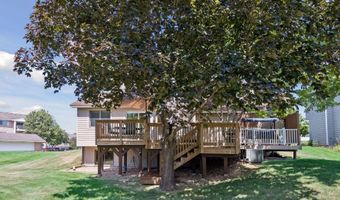 7370 158th St W, Apple Valley, MN 55124