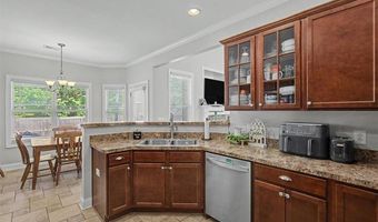 17 Maple Grove Dr, Adairsville, GA 30103