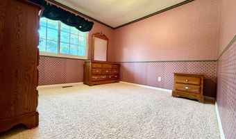 325 Forest View Dr, Bedford, IN 47421