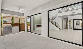 68 Grey Feather Dr, Las Vegas, NV 89135