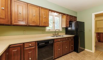 3219 Greenbriar Rd, Anderson, IN 46011