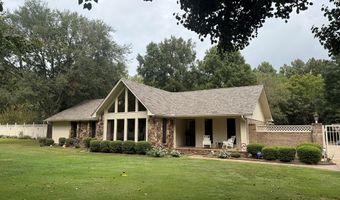 113 Woodson St, Bruce, MS 38915