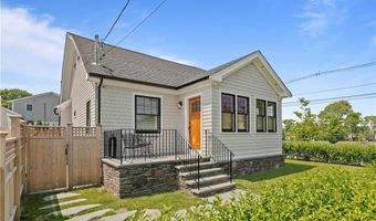 109 Carroll Ave, Newport, RI 02840