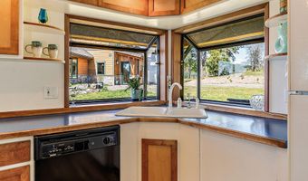 1940 Soda Mountain Rd, Ashland, OR 97520