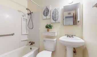 1230 Caballo Ln, Bosque Farms, NM 87068