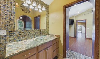 1250 Zenia Bluff Rd, Alderpoint, CA 95511