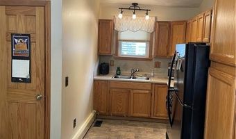 2 Timberwolf Dr, Cumberland, RI 02864