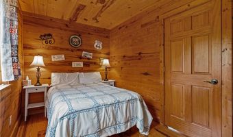 105 Lakewood Dr, Aberdeen, NC 28315