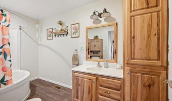 10687 Sourdough Rd, Belle Fourche, SD 57717