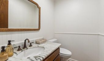 225 Siderius Ln, Bigfork, MT 59911