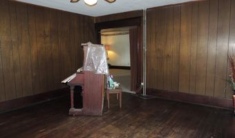 401 S Third St, Altamont, IL 62411