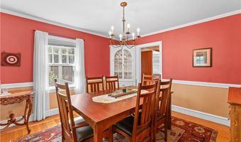 237 Highland Ave, Warwick, RI 02886