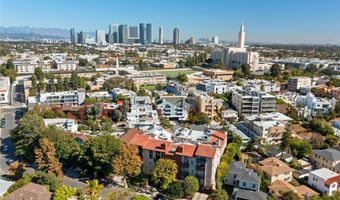 10820 Holman Ave 204, Los Angeles, CA 90024