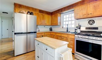 80 Barrett Ave, North Providence, RI 02904