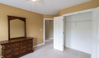 915 Woods Run Rd, Bardstown, KY 40004