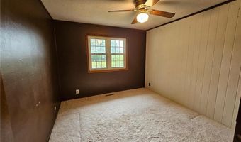 1810 Michaelle Ln, Albert Lea, MN 56007