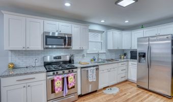306 MACARTHUR Dr, Dover, DE 19901