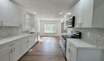 2015 WEYMOUTH Dr, Albany, GA 31721
