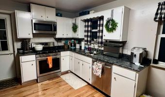 118 Christopher Dr, Glen Morgan, WV 25813