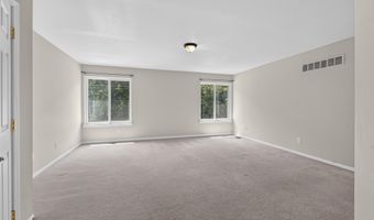 392 Sedgewood Ln, Ann Arbor, MI 48103