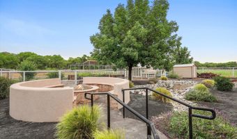 325 Braught Ln, Bosque Farms, NM 87068