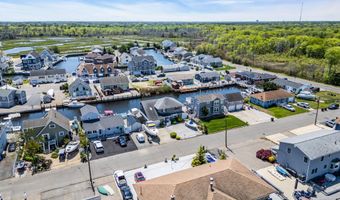 212 Cypress Dr, Bayville, NJ 08721