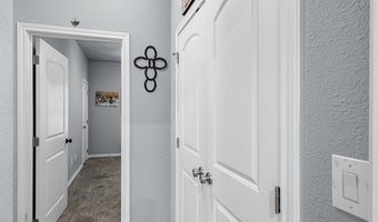 207 N Hubbard St, Alvord, TX 76225