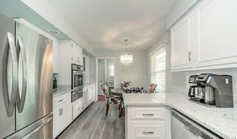1641 Hillcrest Ave, Anderson, IN 46011