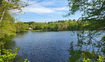 31 Brookside Dr, North Smithfield, RI 02896