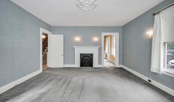 44 Maple Ave, Canton, CT 06019