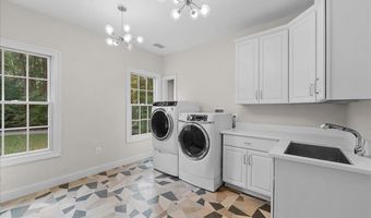 9919 LOGAN Dr, Potomac, MD 20854