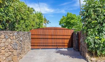 61-695 Kamehameha Hwy, Haleiwa, HI 96712