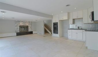 341 Corrie Rd, Ann Arbor, MI 48105