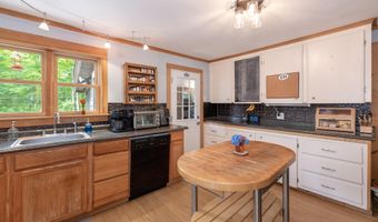 29 Bean Rd, Center Harbor, NH 03226