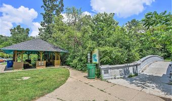 1249 Island Dr 101, Ann Arbor, MI 48105