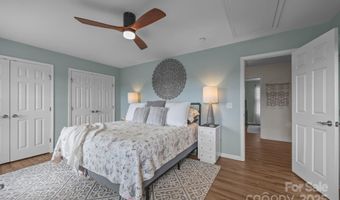 1026 Baldwin Commons Dr, Arden, NC 28704