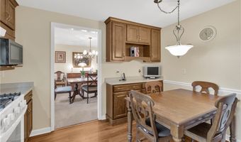 56 LaBelle Ter, Amherst, NY 14228