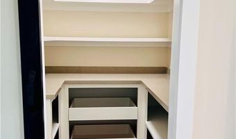 1027 Broken Arrow Dr, Alamo, TX 78516