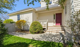 9 Pebble Beach Dr, Bedford, NH 03110