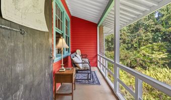1896 KALANIANAOLE St, Hilo, HI 96720