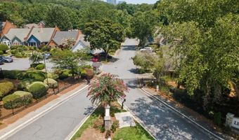 934 Lenox Hill Ct, Atlanta, GA 30324