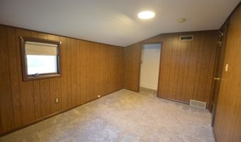 817 NE 7th Ave, Aberdeen, SD 57401