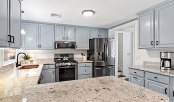 18 Mann St, Bellingham, MA 02019