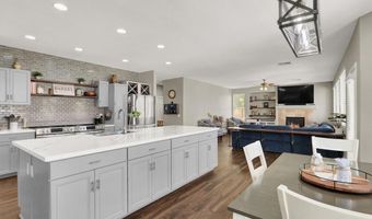 7310 Heggie Ave, Las Vegas, NV 89131