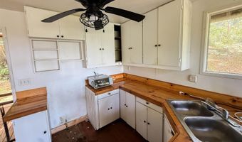 420 Haumana Rd, Haiku, HI 96708