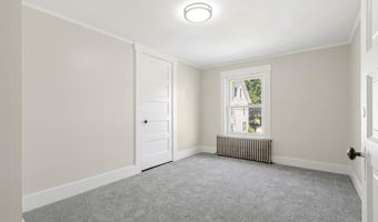 12 Whitten St, Allenstown, NH 03275