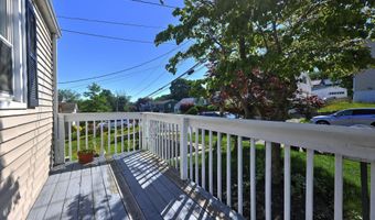 150 Hillcrest Rd, Bridgeport, CT 06606