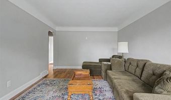 9952 Park Ave, Allen Park, MI 48101
