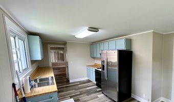 501 N State St, Athens, WV 24712